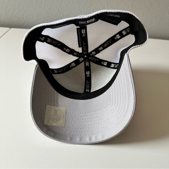 New Era Los Angeles Kings 2014 Conference Champions Flex Fit Hat - Picture 4 of 5